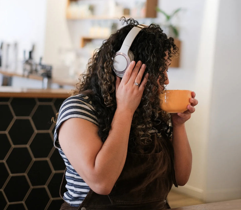 noise cancelling headphones