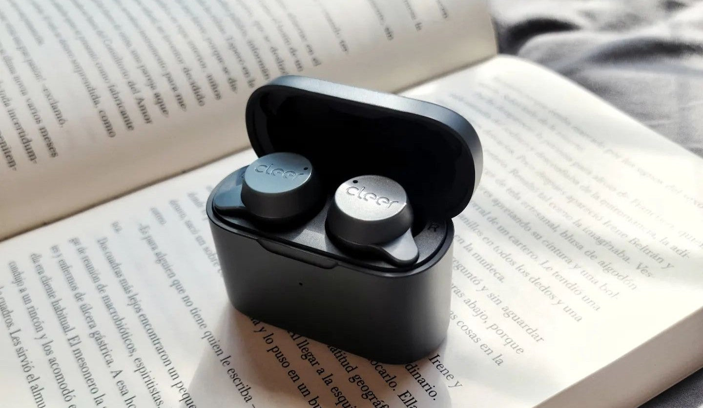 true wireless earbuds